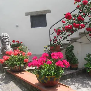 https://bb-casa-delle-rose.it-tuscanyhotel.com
